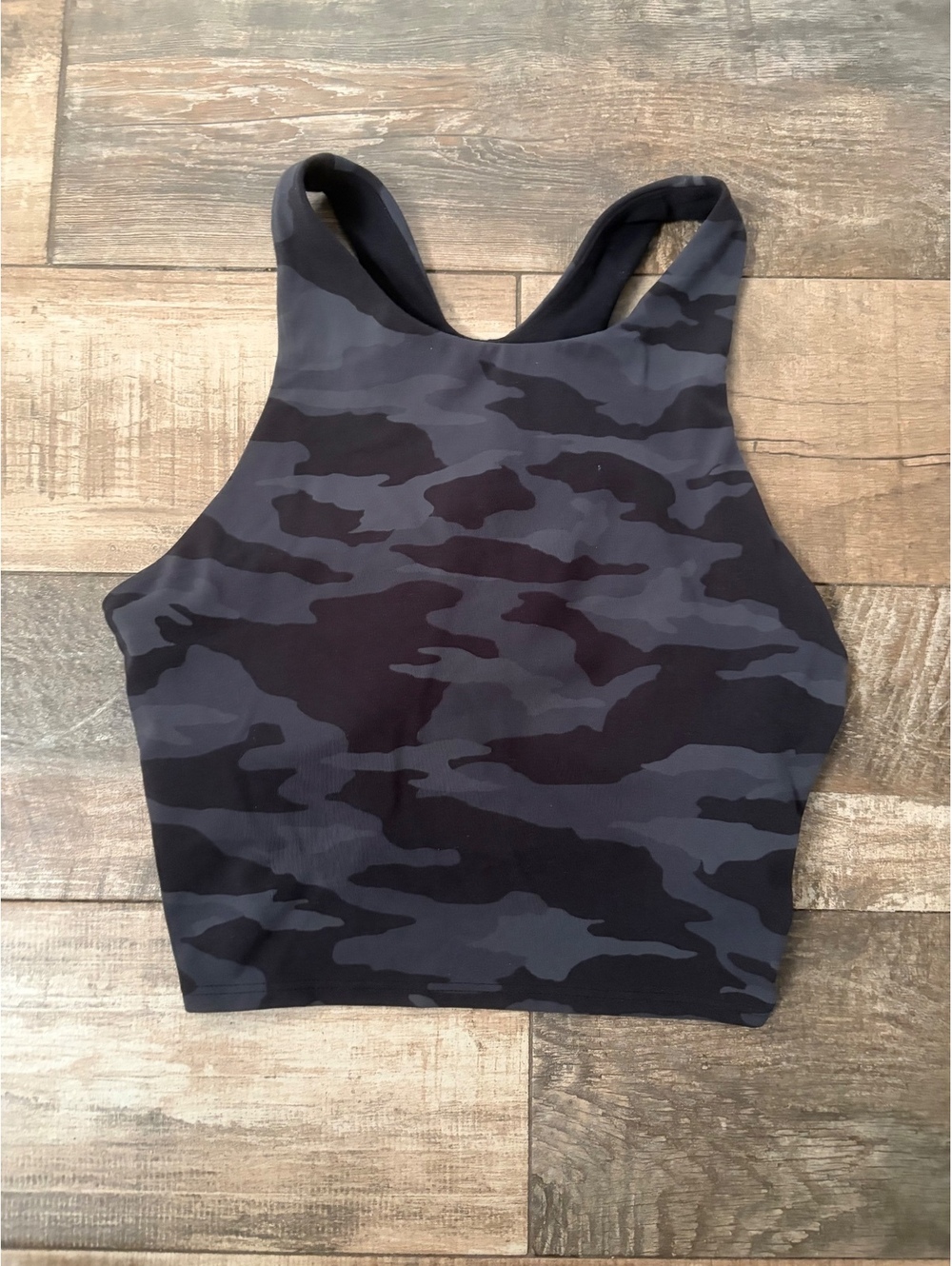Athleta Conscious Crop Top Sports Bra Black and Gray Camo print Size Medium